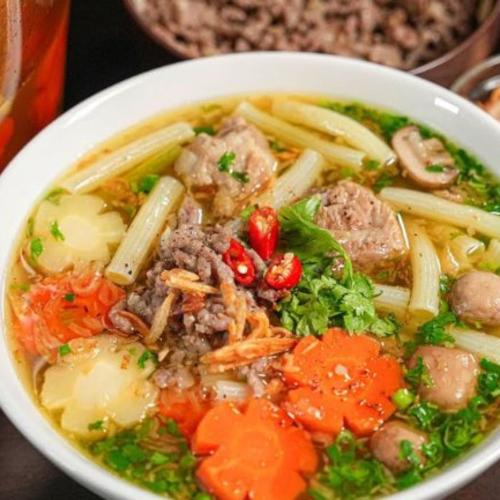 Bánh canh - Nui
